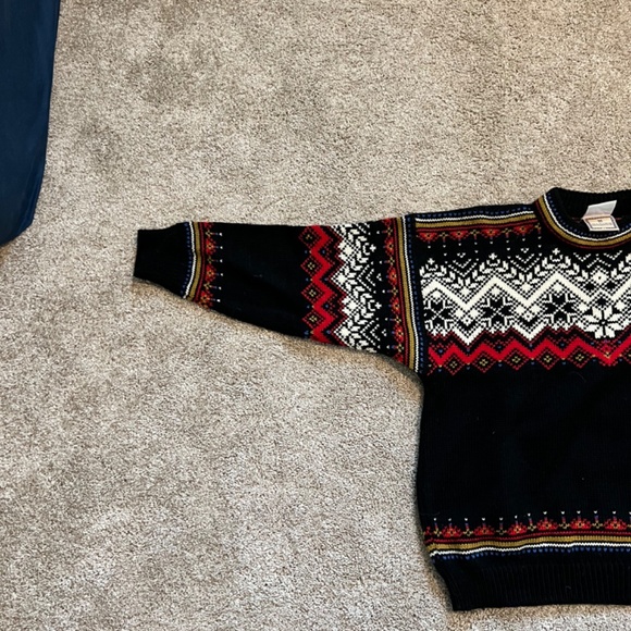 Vintage Dale of Norway Wool Sweater - Picture 6 of 6